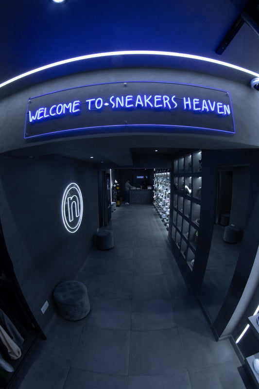 sneakers paris store