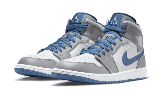 Air Jordan 1 Mid True Blue