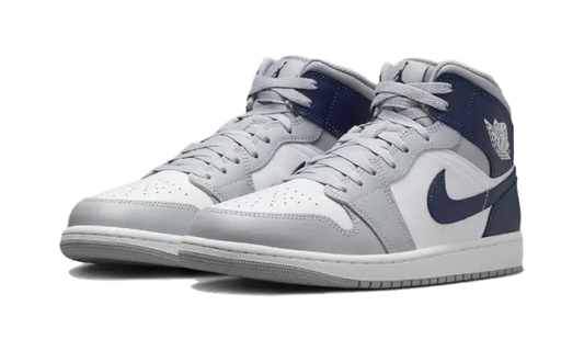 Air Jordan 1 Mid Midnight Navy