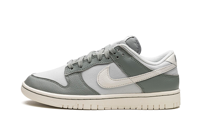 Dunk Low Mica Green