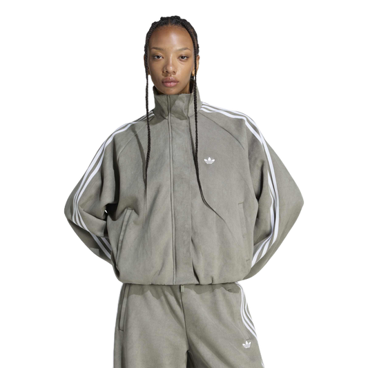 Geacă Adidas Faux Suede Track Top Olive Strata – pe model