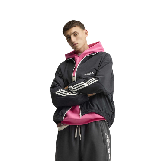 Chaqueta Adidas Vista Track Jacket Black – en modelo