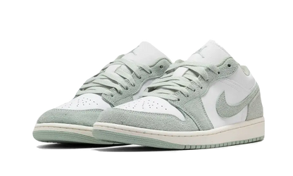 Air Jordan 1 Low SE Seafoam