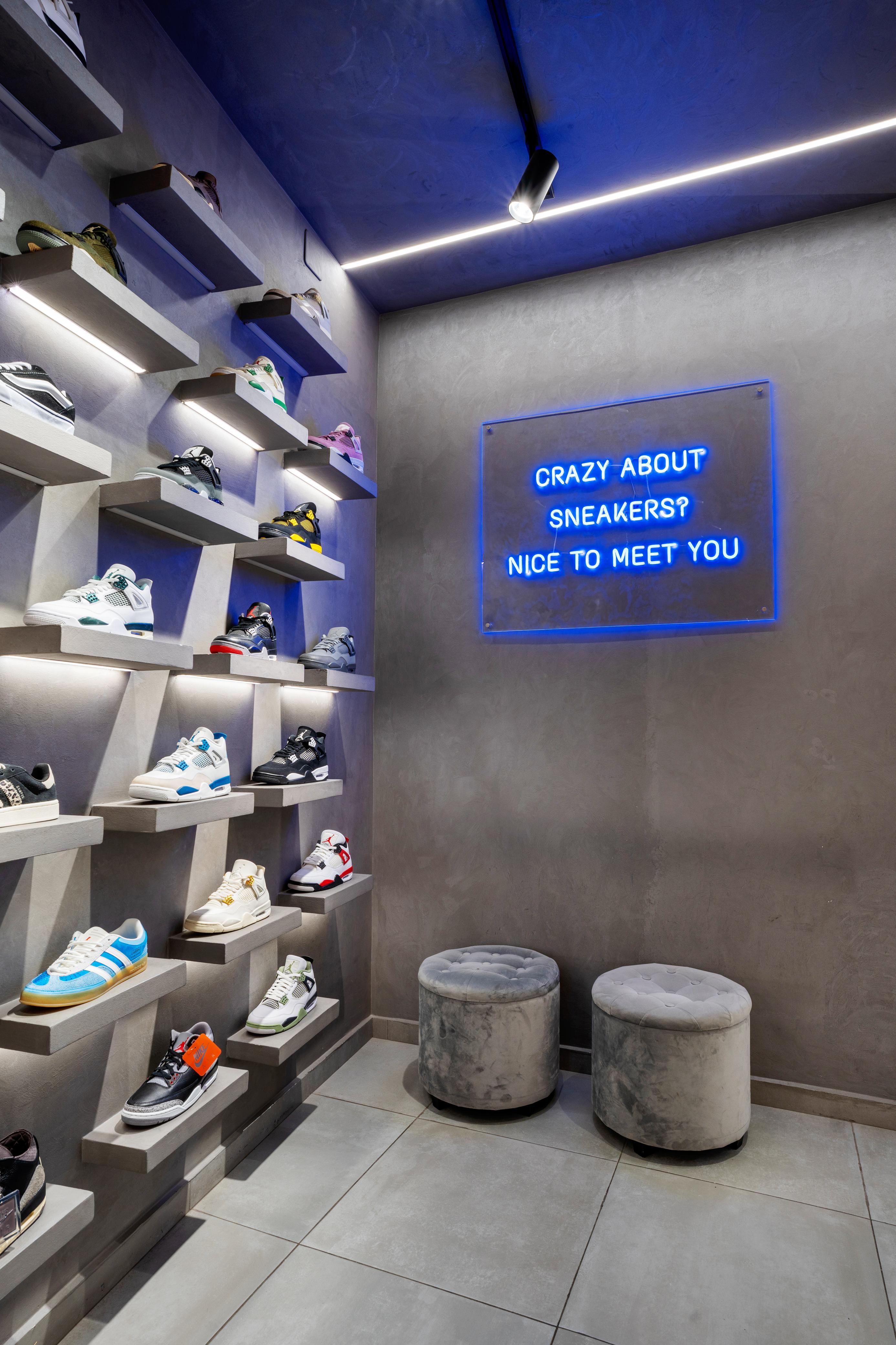 Tienda de sneakers en Barcelona - Newcop Tienda de sneakers en Barcelona - Newcop