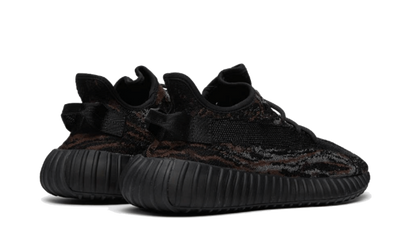 Adidas-Yeezy-Boost-350-V2-GW3774-3_41c11de9-bf8e-491d-8eea-19cb6bc12929-587905_5000x