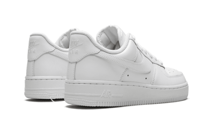 Air Force 1 Low ’07 Triple White3