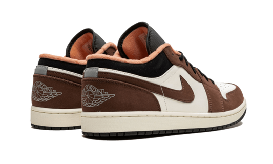 Air Jordan 1 Low Mocha3