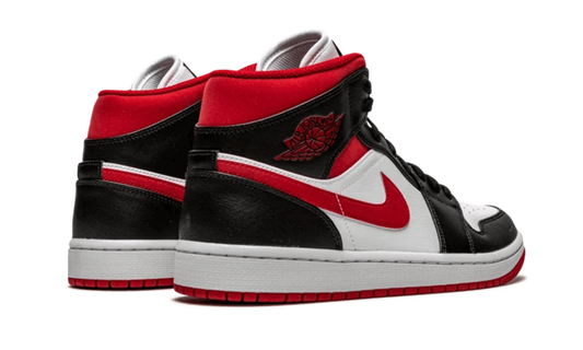 Air Jordan 1 Mid Gym Red Black White3