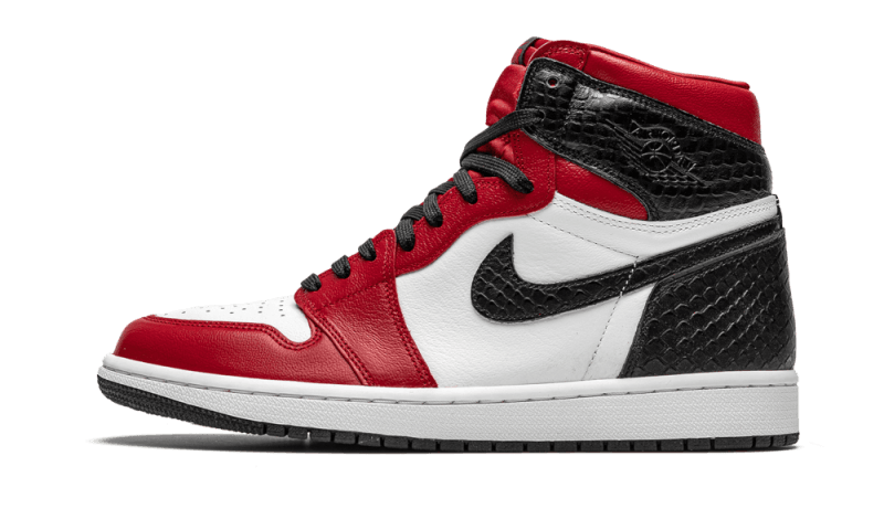 Air Jordan 1 Retro High Satin Snake Chicago1