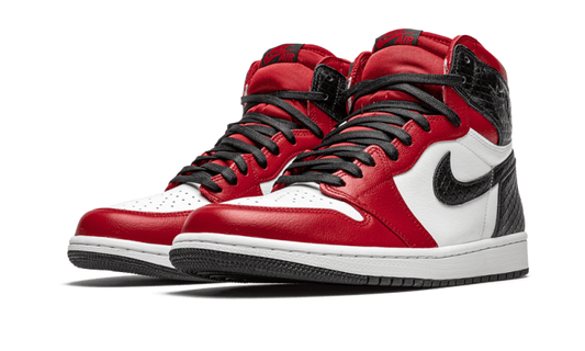 Air Jordan 1 Retro High Satin Snake Chicago2