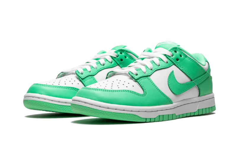 DUNK LOW GREEN GLOW2