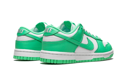 DUNK LOW GREEN GLOW3