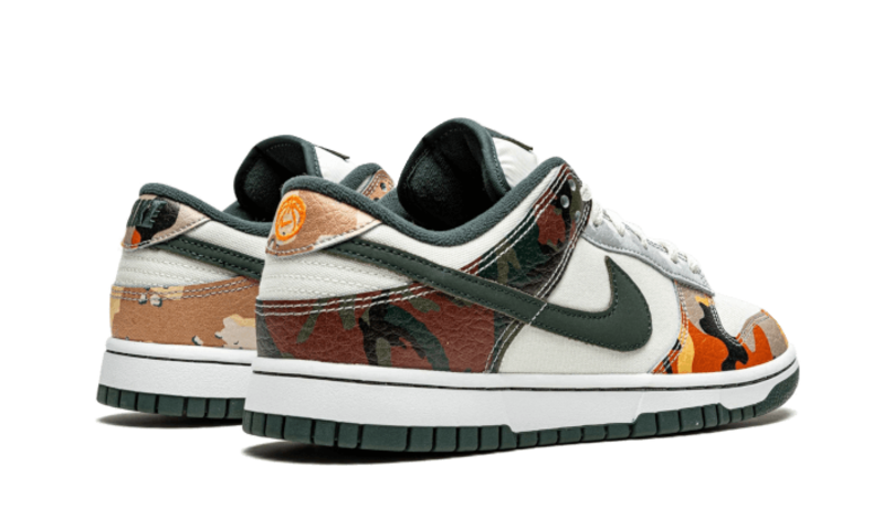 DUNK LOW SAIL MULTI-CAMO3