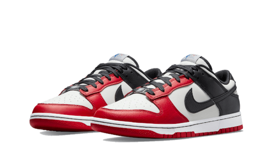 Dunk Low NBA 75th Anniversary Chicago Bulls2