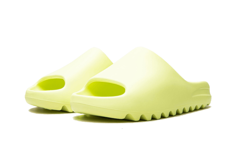 YEEZY SLIDE GLOW GREEN2