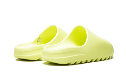 YEEZY SLIDE GLOW GREEN3